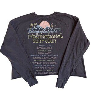 Pura Vida International Surf Tour Cropped Long-Sleeve (Grey) - Small